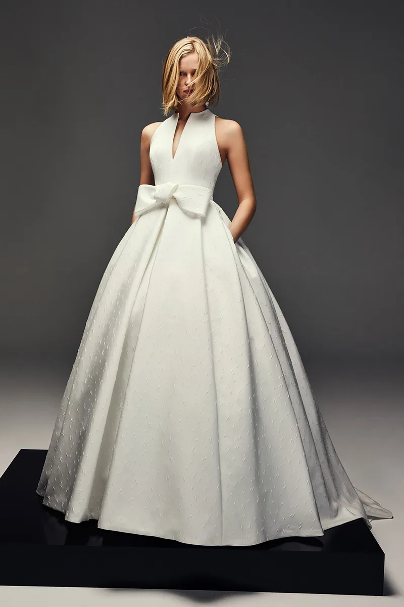 Abito da sposa 2303 — Jesus Peiro