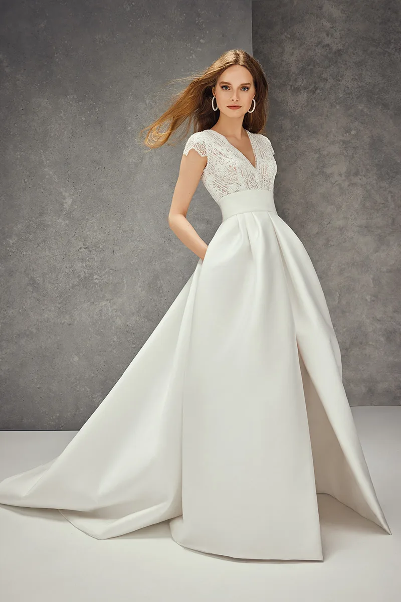Abito da sposa 2344 — Jesus Peiro