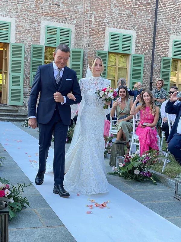 Luce sulle spalle — Real Bride sposa Torino, Idea Sposa Couture (19)