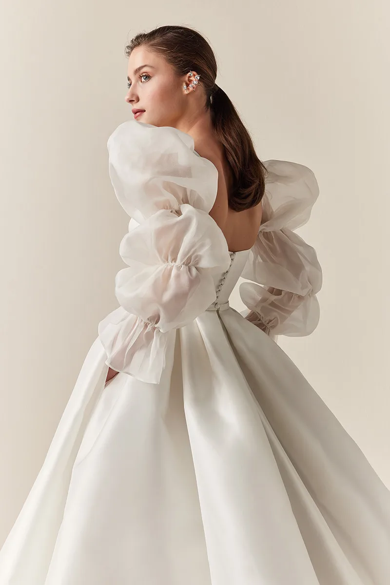Abito da sposa 2565 — Jesus Peiro, dettaglio 3
